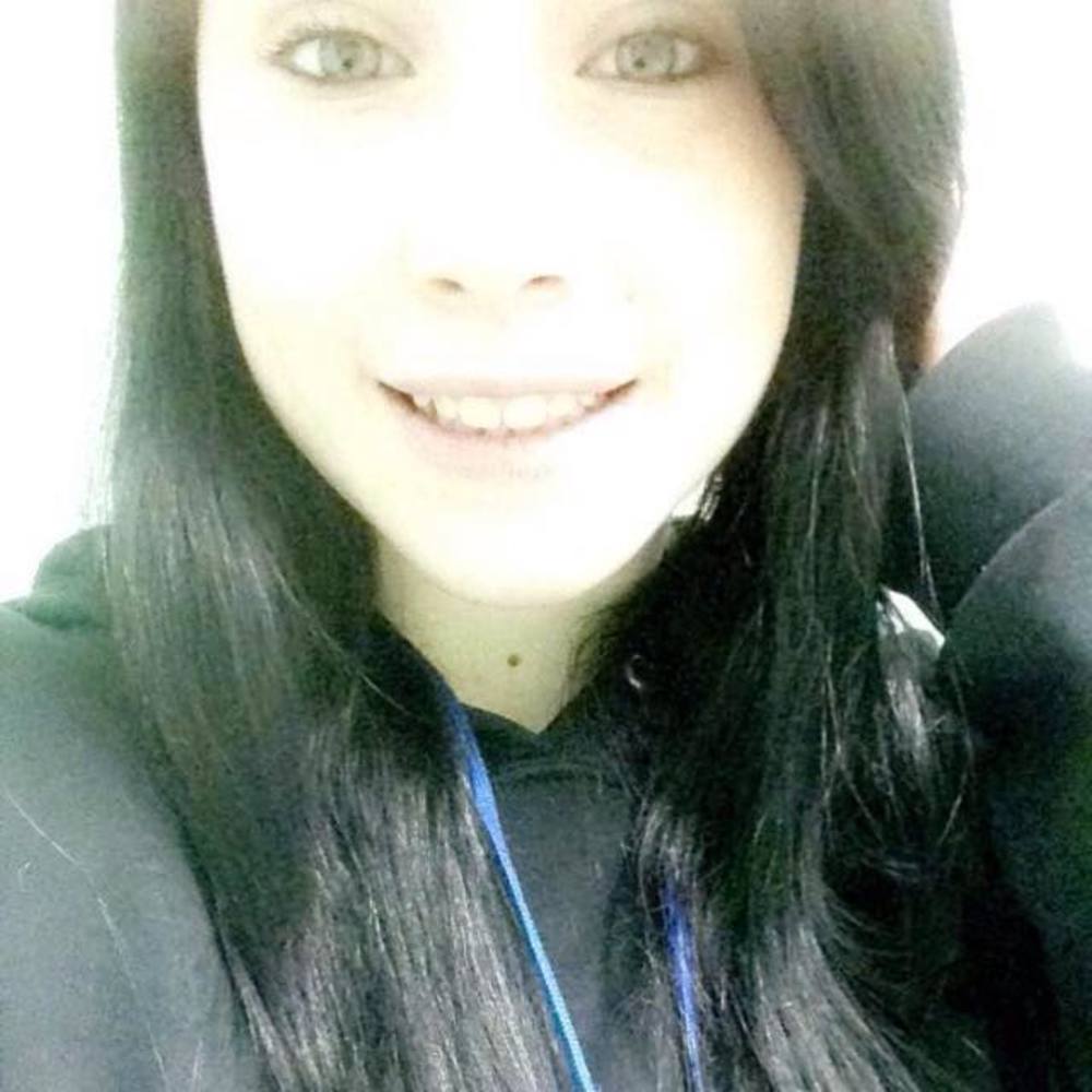 Meet your Posher, Dezzi